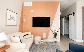 Colorful Western Vibe - Walk Everywhere - Zuni Lofts